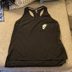 Nike Racerback Pocket Tank